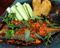Cilok jadi camilan yang pas disantap kapan saja. Resep Cara Membuat Cobek Ikan Mas Pedas Khas Jawa Barat Resep Praktis Resep Makanan Dan Minuman Makanan