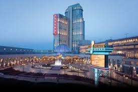 You won't be able to do it all, but you can have fun trying. Events In Niagara Hilton Niagara Falls Fallsview Hotel Suites