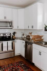 Farmhouse style kitchen home decor kitchen diy kitchen home kitchens small kitchens decorating kitchen kitchen rustic shiplap in i hope you love these christmas decorating ideas as much as i do. Pin By Caroline On Interiors Interior Design Kitchen White Kitchen Decor White Wood Kitchens