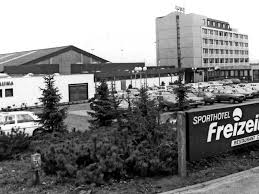Hotel freizeit in offers 212 accommodations with blackout drapes/curtains. 40 Jahre Freizeit In Ein Haus Im Standigen Wandel