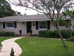 Many ranches have a connecting patio in their backyard, effectively expanding their you'll find decorative shutters on many houses nowadays but you'll almost always find them on the original ranches. Exterior Paint Colors For Small Ranch Style Homes