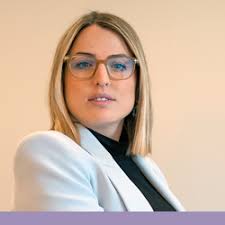 Emakumeak, beti martxan