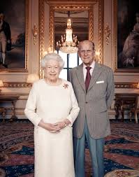 Sa majesté la reine elizabeth ii est reine du canada. Britain S Longest Reigning Monarch Queen Elizabeth Ii Through The Years Cbs News