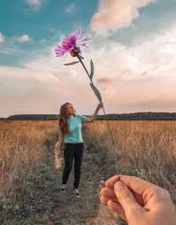 30 Forced Perspective Photography Ideas You Need To Steal Design Inspiration Inc Forced Perspective Photography Perspective Photography Illusion Photography