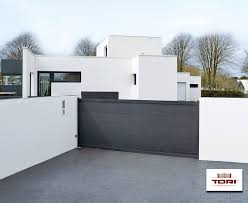 Uw Droompoort Vraag Vrijblijvend Een Offerte Voor Uw Poort Op Maat Bij Www Emts Be Portail Aluminium Portail Portail Et Cloture