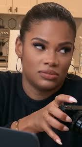 Jason has been in a longing online situation with Mar who he's never met,  but has sent hefty loads of cash to 💰💔 Will Nev & Kamie be able to help  Jason