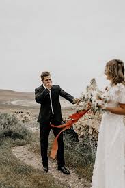 Why Your Wedding Photographer Isn T Just Another Vendor Junebug Weddings Best Wedding Photographers Wedding Photography List Cheap Wedding Photographers
