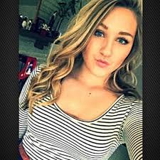 Alyssa Bradley (@_lyssabrad)