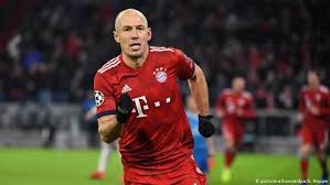 Robben debuteerde in december 2000 bij fc groningen in het betaalde voetbal. Opinion Arjen Robben S Finale At Bayern Munich The Long Awaited End Of An Era Sports German Football And Major International Sports News Dw 02 12 2018