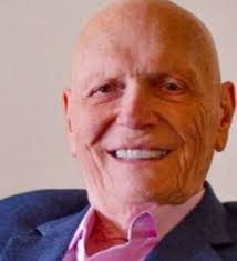 Jean Paradis's Instagram, Twitter & Facebook