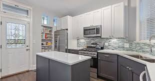 847 W Roscoe St Apt 1 Chicago Il 60657 Mls 10447736 Zillow Matt Kitchen Zillow Home Loans