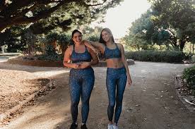 Conceived by australian blogger/influencer turned designer, alexandra spencer and designer friend teale talbot, réalisation par is the brand that everybody is talking about. Where To Buy Ethical Fashion Online In Australia 10 Stores To Shop Now Britt S List