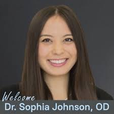 Please Welcome Dr. Sophia Johnson!🎊 Dr. Sophia Johnson is a  board-certified and residency-trained optometrist who specializes in  medical and comprehensive care of the eye as well as co-management of  ocular surgeries. Dr.