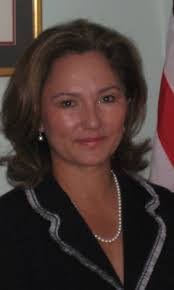 Linda Thatcher's Instagram, Twitter & Facebook