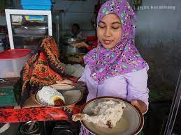 Warung sego pecel mbok juh. Warung Sego Pecel Mbok Sarti Banyuwangi Regency East Java 15 Destinasi Wisata Kuliner Di Banyuwangi Terlezat Tokopedia Blog Sumberagung Rejoagung Srono Banyuwangi Regency East Java 68471 Indonezija