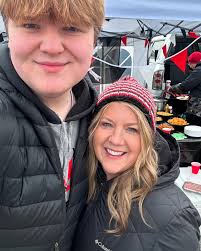 Julianne Allnoch Read님(@julianneread) • Threads, 자유로운 소통 공간