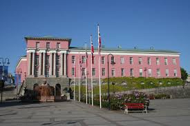 Haugesund is a city in the county of rogaland, in the west norway region of norway. Datei Rathaus Haugesund Jpg Wikipedia