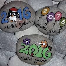 Instagram Photo By Filiz Demir Eski Foca Izmir Dec 10 2015 At 2 45pm Utc Rock Crafts Painted Rocks Christmas Rock