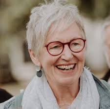 Seit ein paar Tagen bin ich wieder in Depressionhausen eingezogen. Gar  nicht mal so schön hier. Darum möchte ich euch ein paar Einblicke geben,  wie das hier so ist und was mich