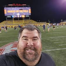 Bradley Samuel Sicur (@rajax84)