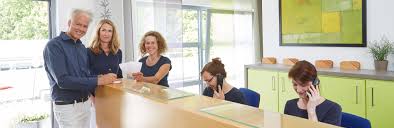 Family doctor, gp (male or of unspecified sex). Hausarzt Allgemeinmedizin Internist Naturheilverfahren Volksdorf