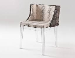 Recherchez sur notre site la ou les chaises d'occasion qui se mêleront harmonieusement à votre. Lenny Kravitz Philippe Starck Collaborate On Seating For Kartell