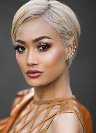 Short Platinum Blonde Bob Tucked Behind Ears Thin Fine Hair Short Hair Styles For Round Faces Hairstyles For Thin Hair