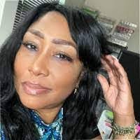 Marie Ogletree's Instagram, Twitter & Facebook