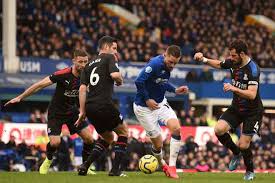 Permainan sepak bola sudah menjadi salah satu olahraga yang populer dan banyak sekali peminatnya di indonesia, jadi tidak heran jika bisa dengan mudah kita jumpai tempat pelatihan sepak bola di hampir setiap kota. Everton Sasar Bermain Di Liga Europa Musim Hadapan Utusan Borneo Online