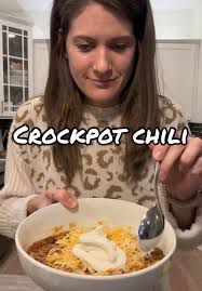 The best crockpot chili! And super customizable! Add any beans, meat, or  veggies! Serve with corn bread or sourdough! #cooking #cookingtips  #cookingvideo #chili #crockpot #crockpotrecipes ...