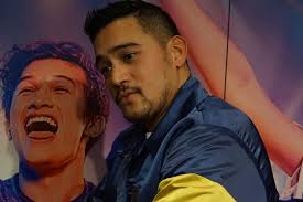 20 tahun berkarya, oscar lawalata berbagi pemikirannya tentang dunia fashion dari sudut pandang seorang. Mario Lawalata Pergaulan Remaja Sekarang Berbeda Dengan Zaman Dulu
