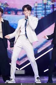 Bts map of the soul: 190425 Bts Boy With Luv Winning Ceremony Bts Boys Jeon Jungkook Jungkook