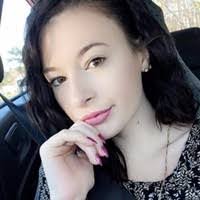 Amber Mayberry's Instagram, Twitter & Facebook