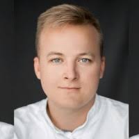 700+ "Liashenko" profiles