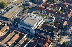 A hatszintes újpesti piac épülete. Fajl Piac Csarnok Legi Felvetelen Ujpest Jpg Wikipedia