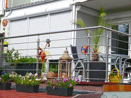 Rollladen Terrasse Deko Blumen Besser Wohnen Mit Unseren Rollladen Outdoor Structures Outdoor