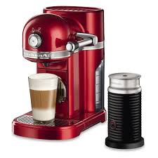 Maybe you would like to learn more about one of these? Nespresso Kitchenaid Candy Apple Red With Aeroccino 3 Milk Frother Ecs Coffee Inc Canada S Single Serve Co Coffee Machine Nespresso Nespresso Kitchen Aid