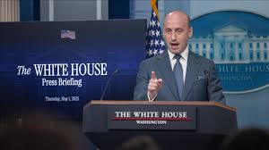 Senior Trump aide says no country would fight US over Greenland's future