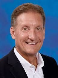 Matt Kraska's Instagram, Twitter & Facebook