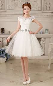 Kisa Boylular Icin Gelinlik Secimi Tesettur Giyim The Dress Gelinlik Cicekli Kiz Elbiseleri