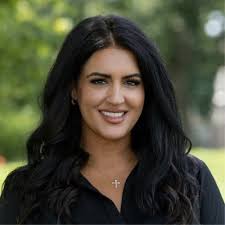 Our Bergdorf Goodman leaders recently gathered to discuss business  strategy, future planning and continue building a one-of-a-kind culture.  They had fun in a pasta making class and “mini dates,”…