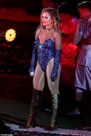 This year's mardi gras theme is rise celebrating resilience and strength in a year of challenge and hardship. Dwdlnj Ozycbum