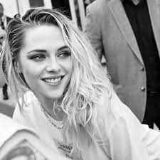 HAPPY BIRTHDAY TO KRISTEN STEWART *** # ❤️❤️🎂🎂🎼🎹🎧🎤🎤🎬🎥📽🎂🎂❤️❤️ #  *AMERICAN ACTRESS.* # *Kristen Stewart rose to fame playing Bella Swan in  the Twilight Saga series of films released 2008-2012. The films