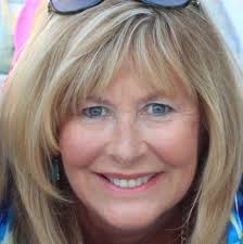 Beauti Buzz by Bobbi