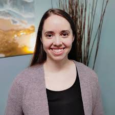 Laura Mcdowell's Instagram, Twitter & Facebook