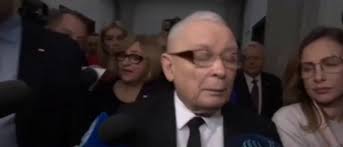 @Morgenstern616's video Tweet