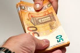 Photo Une cyberattaque paralyse des banques franaises :  on en est ...