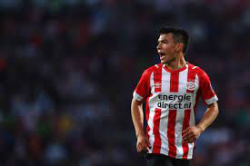 Watch Hirving Chucky Lozano Scores Backheel Goal For Psv Fmf State Of Mind