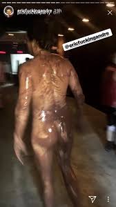 Eric Andre Naked - ThisVid.com