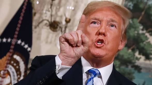 Trump Claims Iran is "In Collapse" as Blockade Bites USA Economy